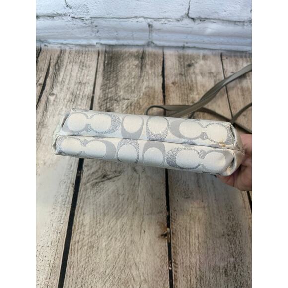 COACH Women’s Penelope Poppy Signature Crossbody Bag - Picture 9 of 10